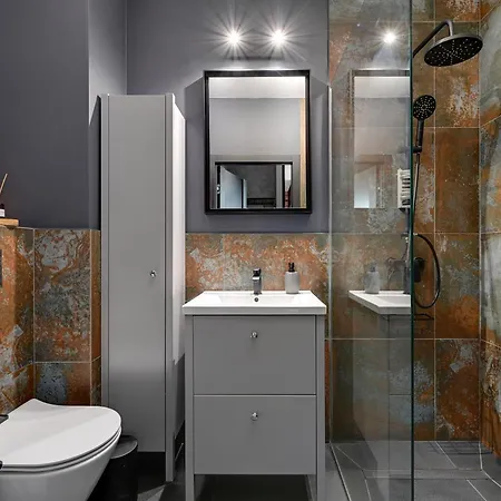 Апартаменты Zajezdnia Wrzeszcz Near Sea & By Downtown *